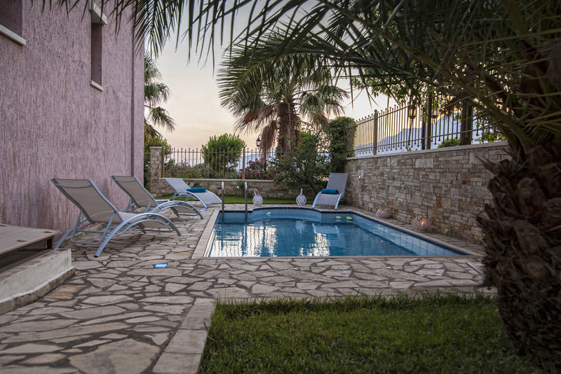 Pearls Of Crete - Holiday Residences Makrýgialos Exterior foto